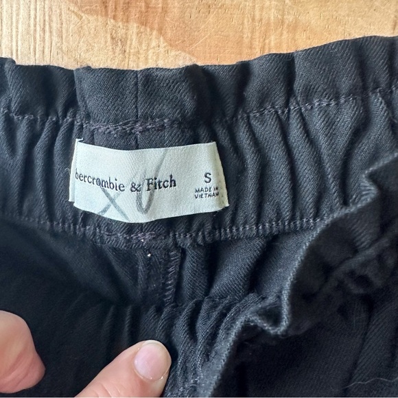 Abercrombie & Fitch Pull On Drawstring Black Tapered Pants with Pockets - Picture 9 of 11
